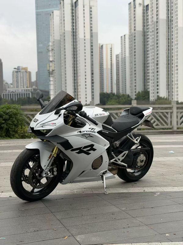 二手张雪机车500RR