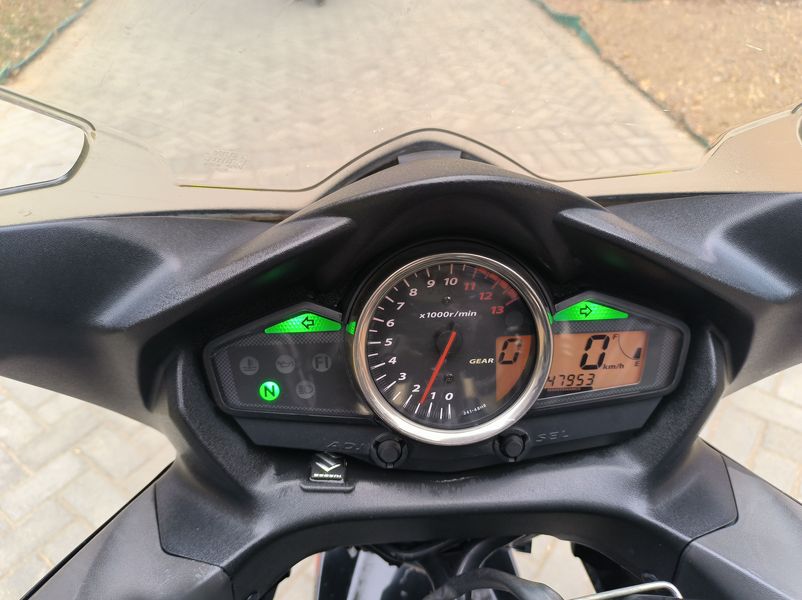 二手豪爵铃木骊驰 GW250