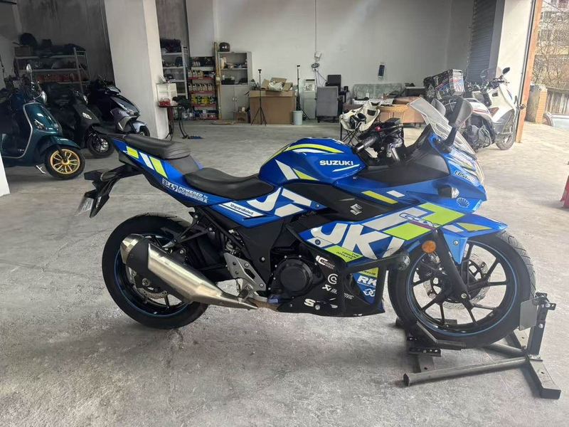 二手豪爵铃木GSX250R