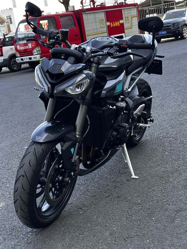 二手凯旋Street Triple 765