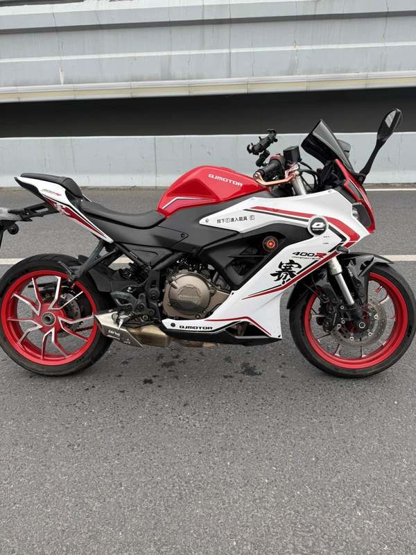 二手QJMOTOR赛400