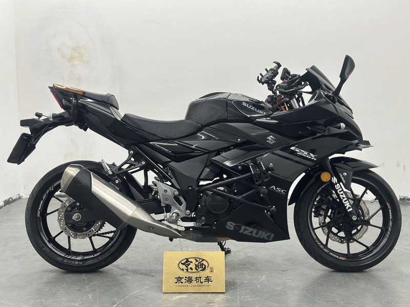 二手豪爵铃木GSX250R