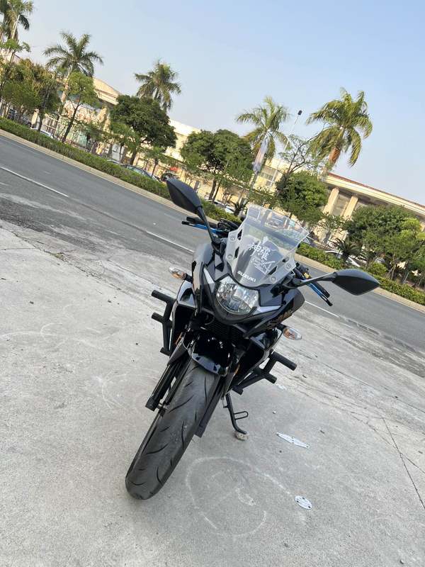 二手豪爵铃木GSX250R