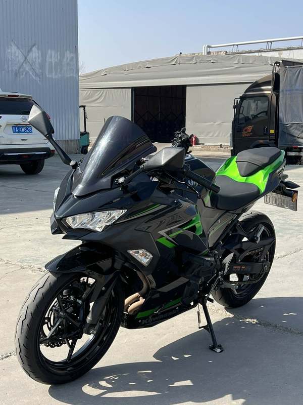 二手川崎Ninja 400