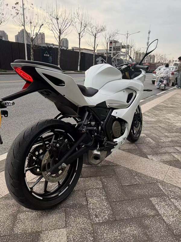 二手QJMOTOR赛250