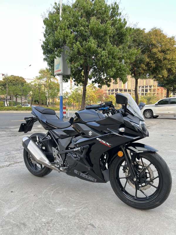 二手豪爵铃木GSX250R