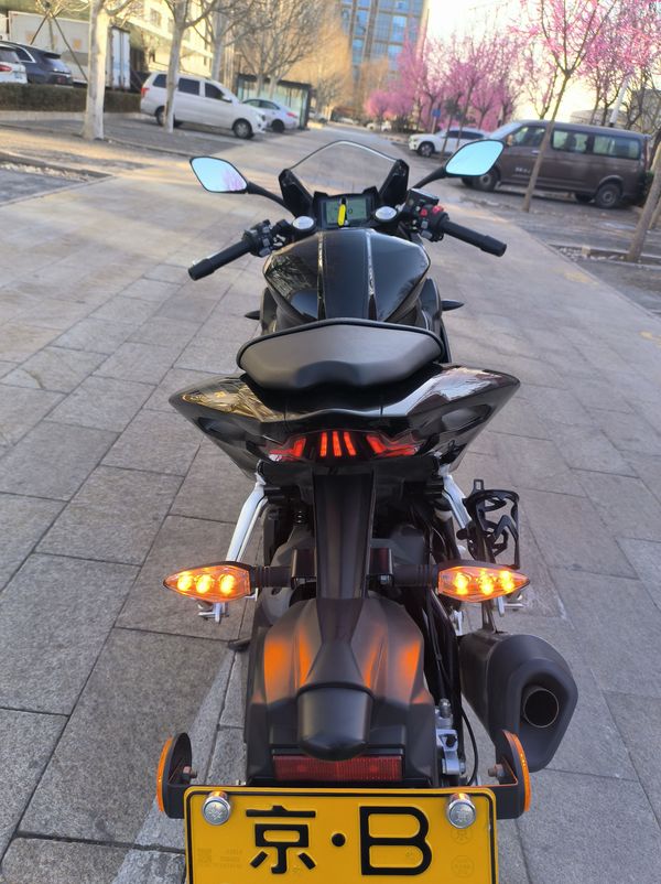 二手贝纳利龙卷风 Tornado 302R