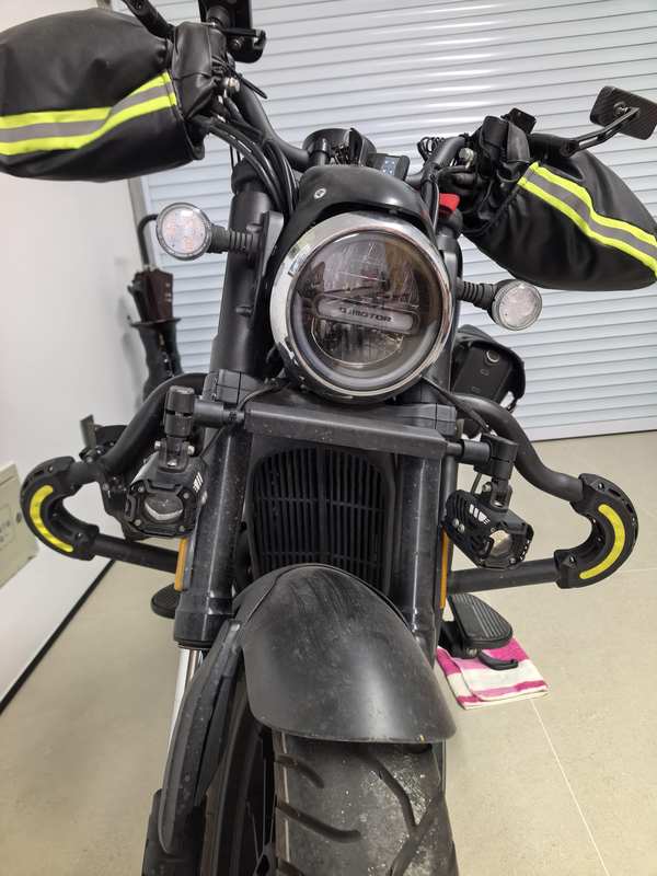 二手QJMOTOR闪300