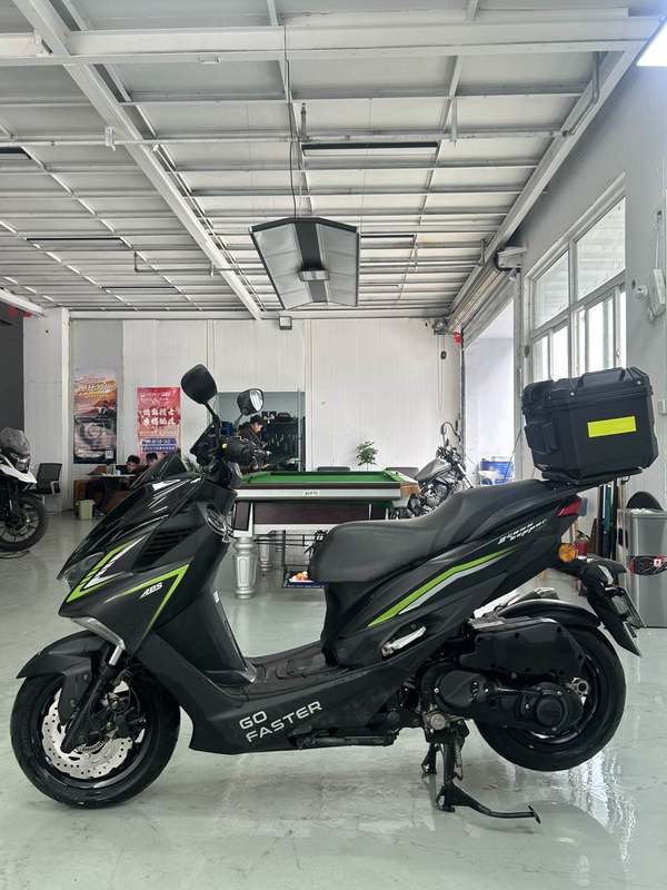 二手金城草蜢 200