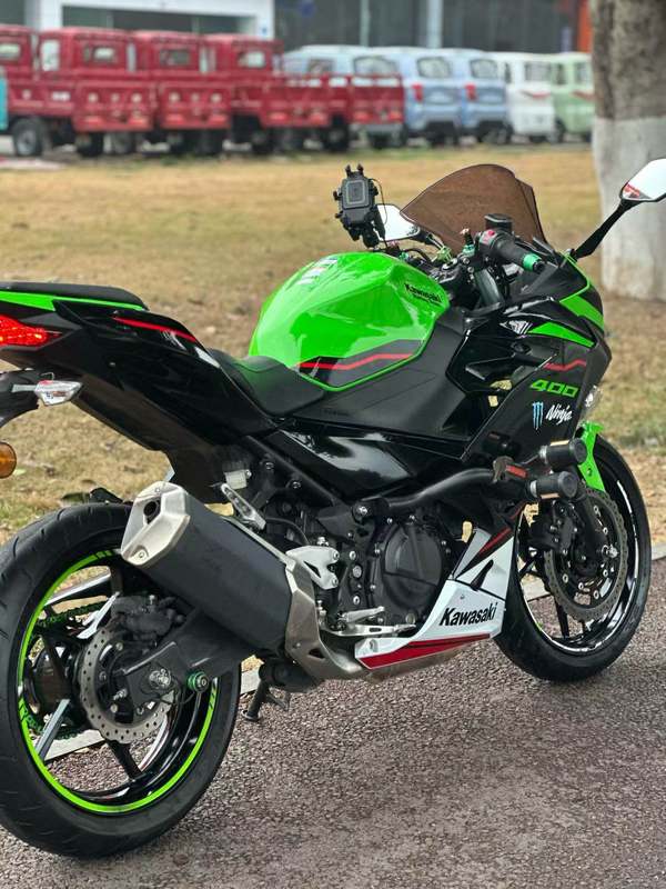 二手川崎Ninja 400