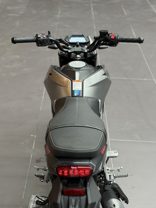 二手春风ST狒狒