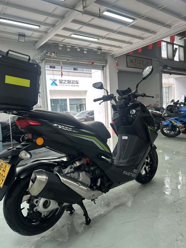 二手金城草蜢 200