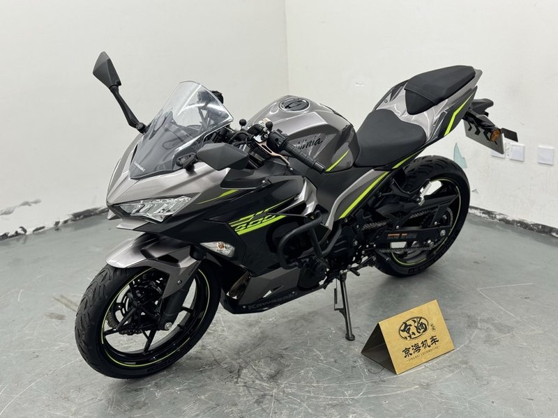 二手川崎Ninja 400