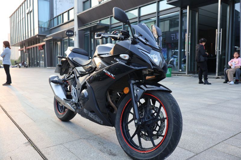 二手豪爵铃木GSX250R