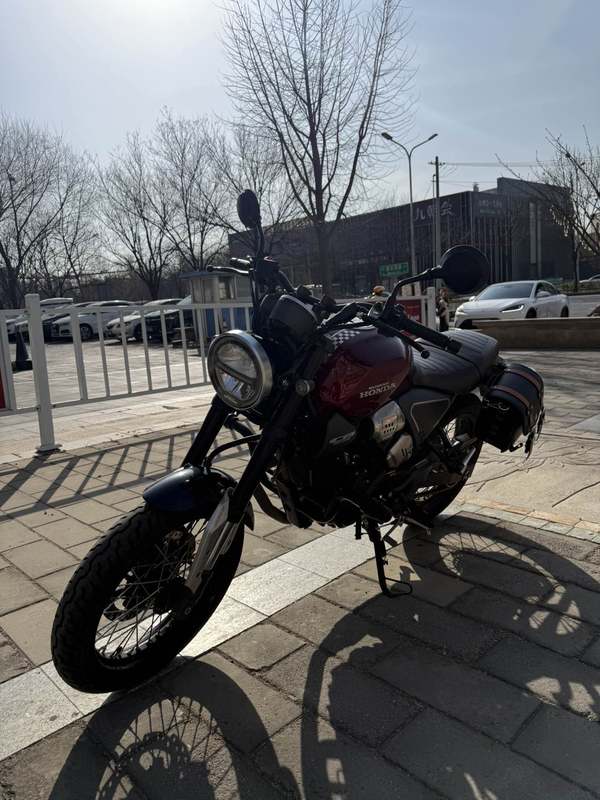 二手五羊本田鸷道 CB190SS