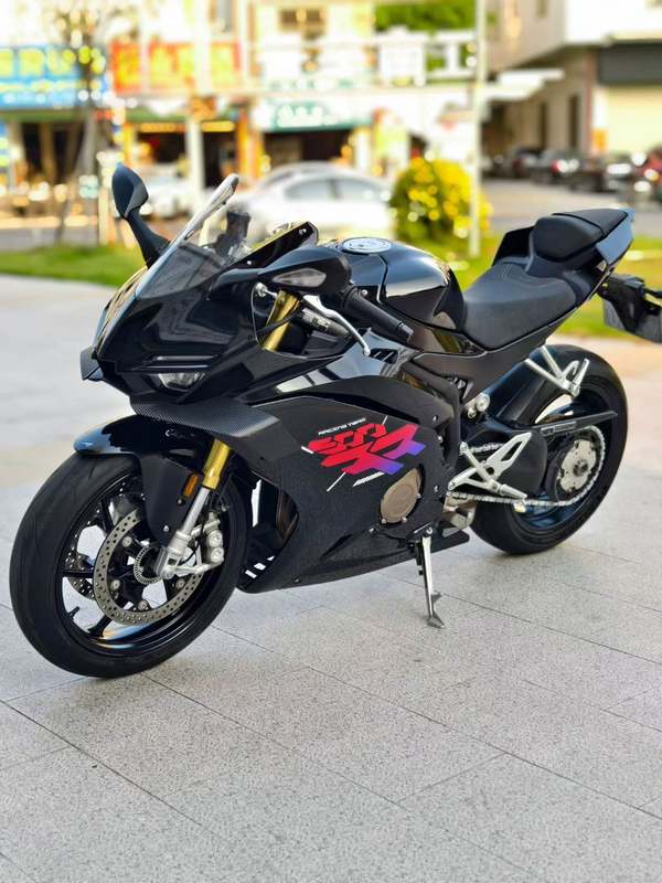 二手张雪机车500RR