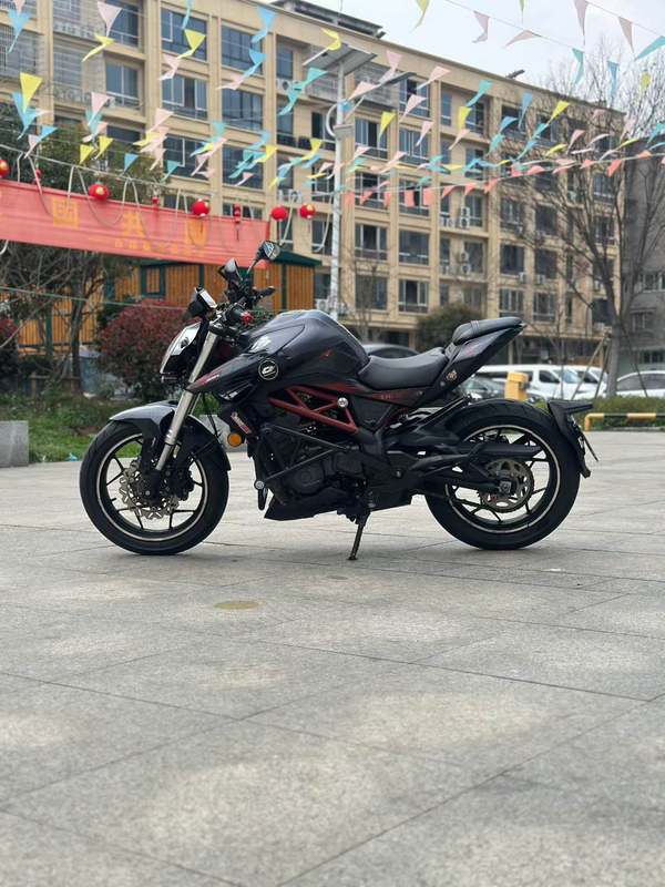 二手QJMOTOR追350