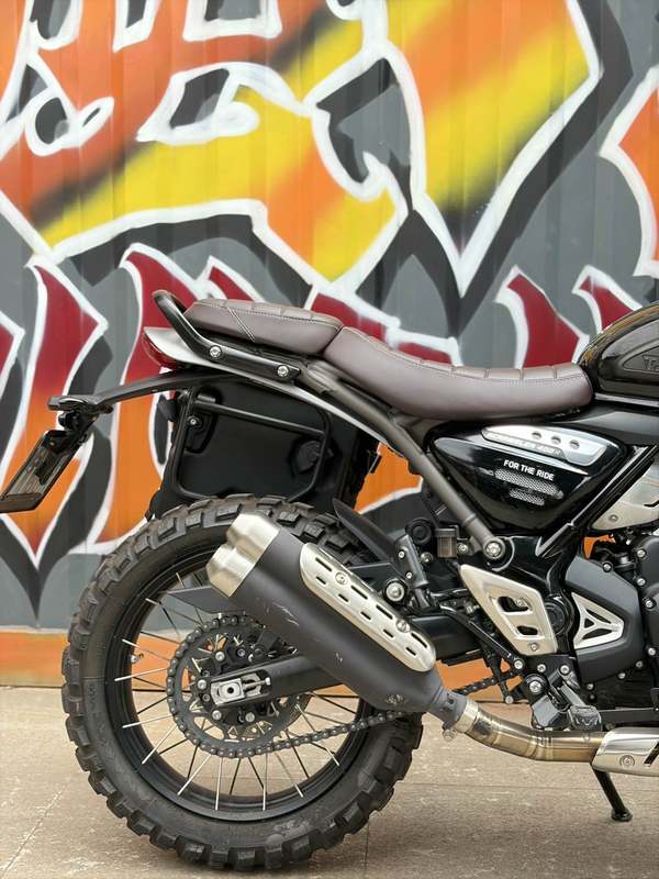 二手凯旋Scrambler 400 X