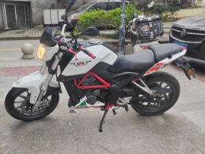 二手贝纳利小黄龙 TNT25