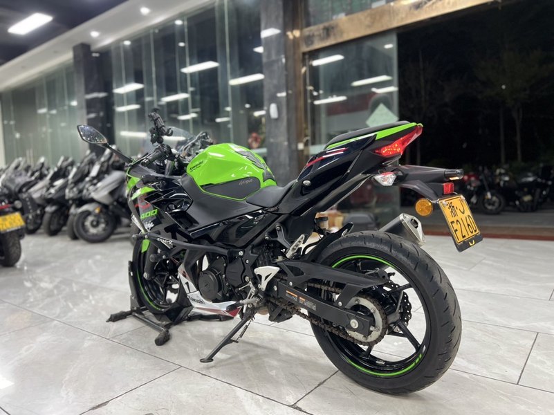 二手川崎Ninja 400