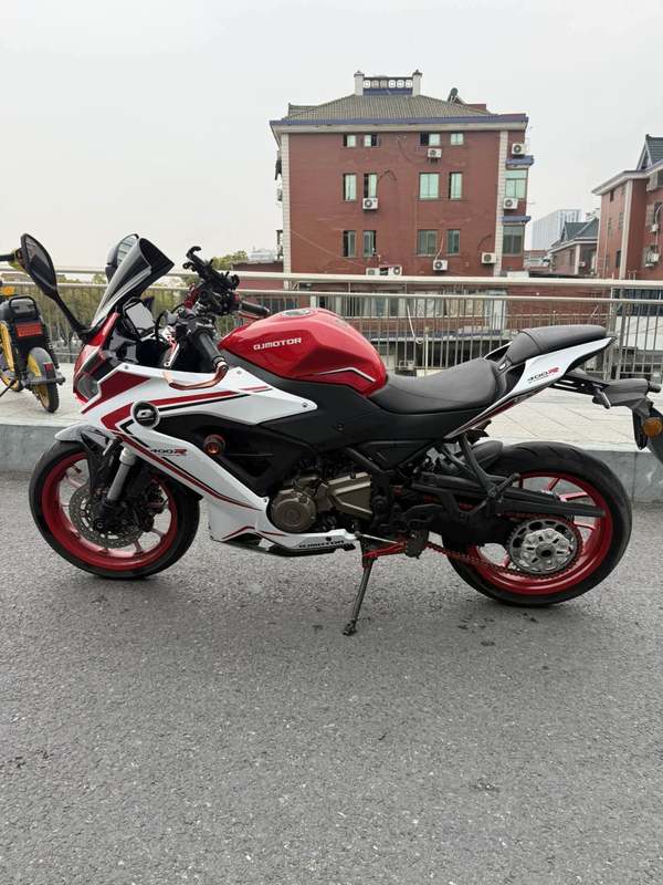 二手QJMOTOR赛400