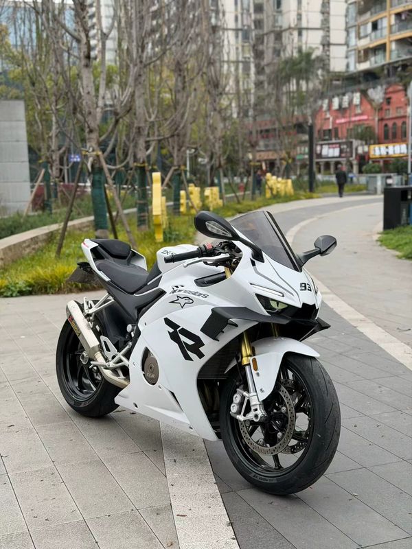 二手张雪机车500RR