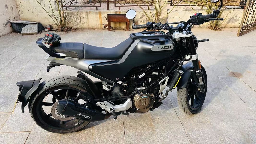 二手HUSQVARNA黑箭 401