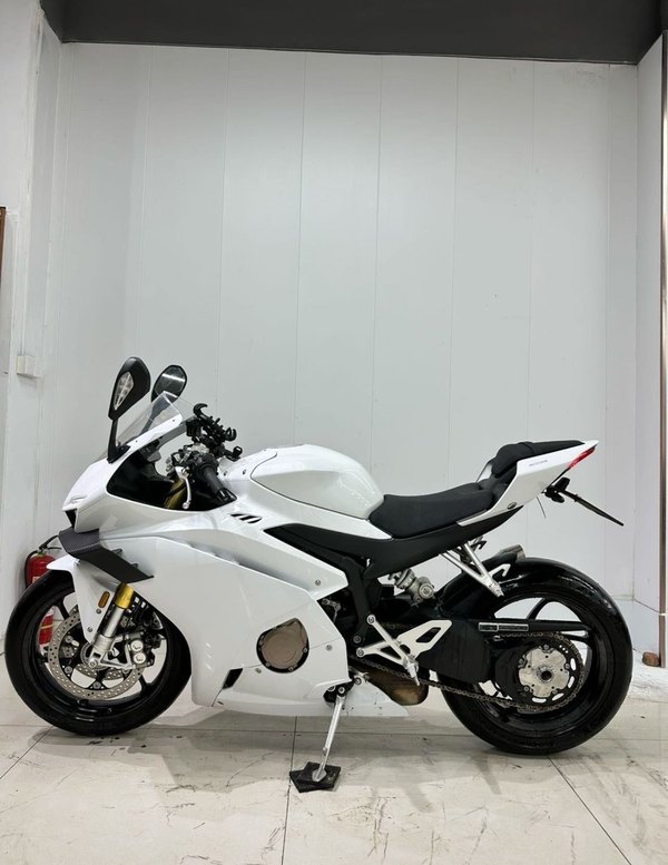 二手张雪机车500RR