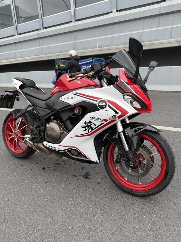 二手QJMOTOR赛400