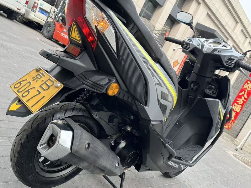 二手新大洲本田裂行 RX125Fi