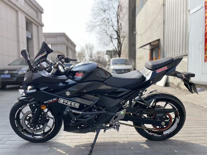 二手豪爵铃木GSX250R