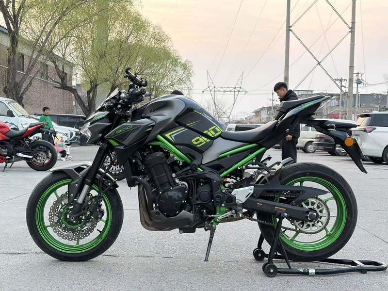 二手川崎Z900