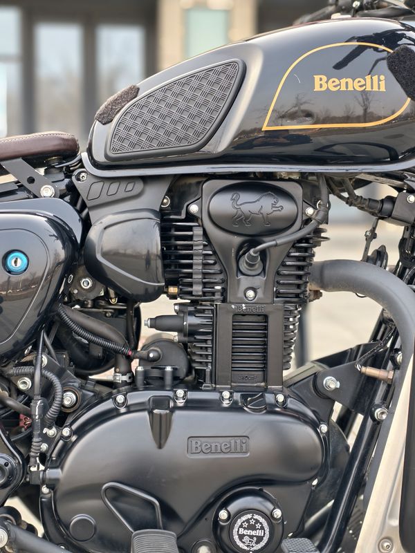 二手贝纳利帝国 imperiale 400