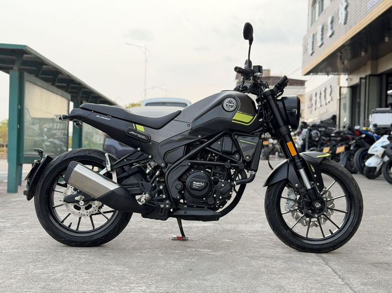 二手贝纳利幼狮 Leoncino 250