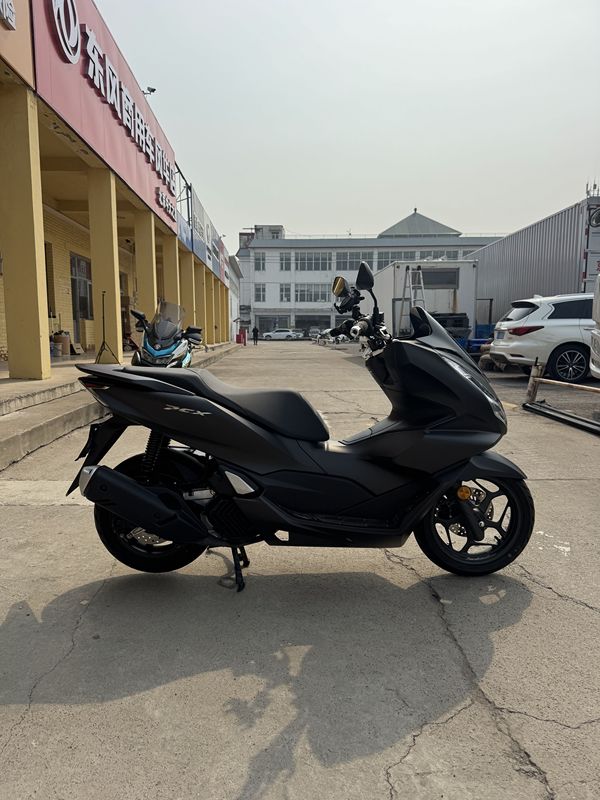 二手五羊本田PCX