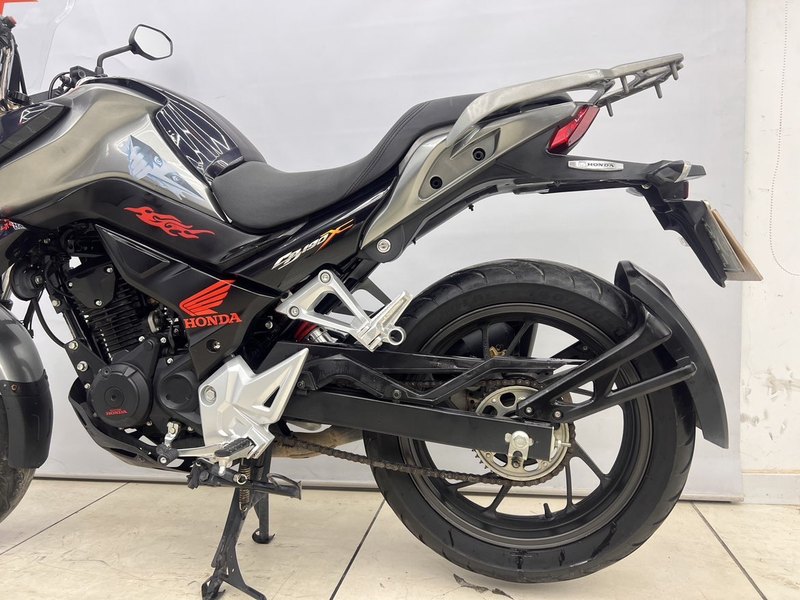 二手五羊本田猛鸷 CB190X