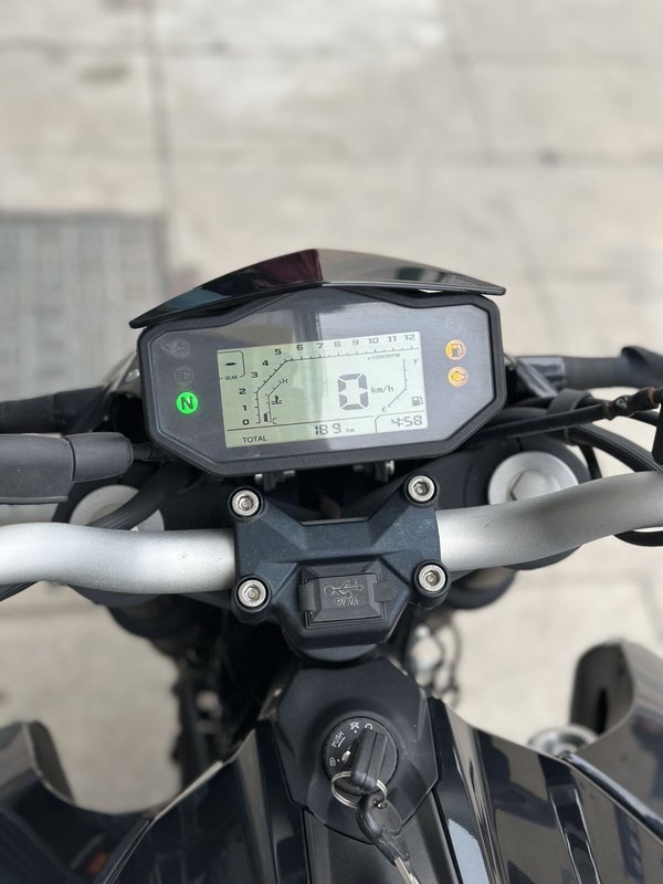 二手贝纳利小迅龙 BN150S