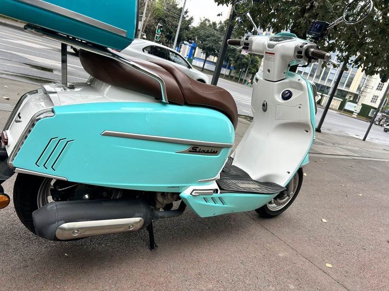 二手维多利亚Sixties 300i