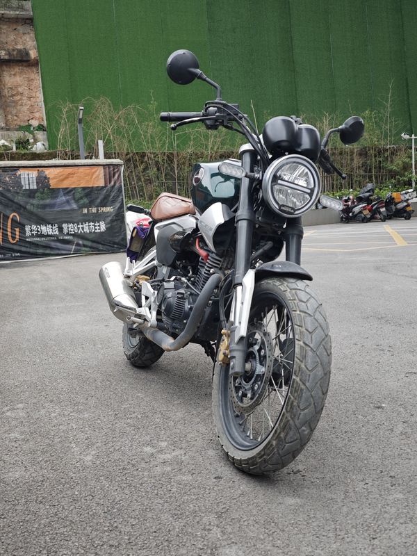 二手五羊本田鸷道 CB190SS