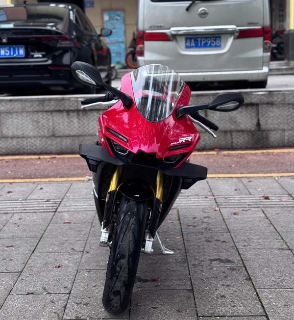 二手张雪机车500RR