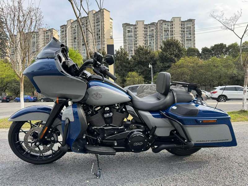 二手哈雷戴维森公路滑翔 Road Glide