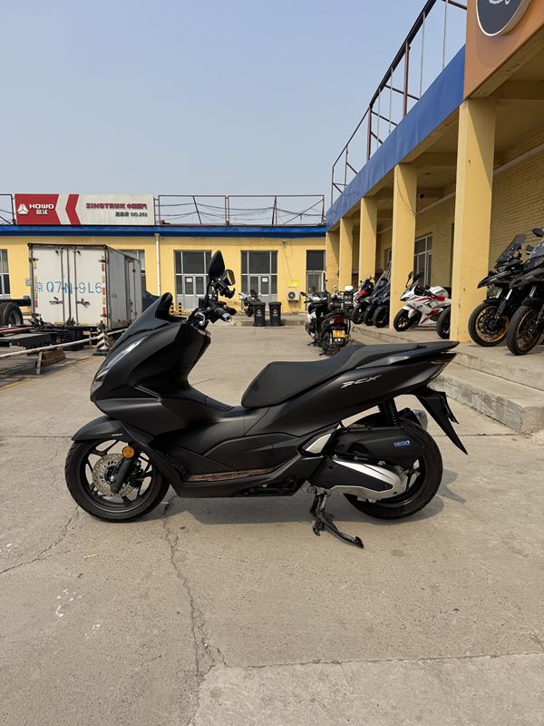 二手五羊本田PCX