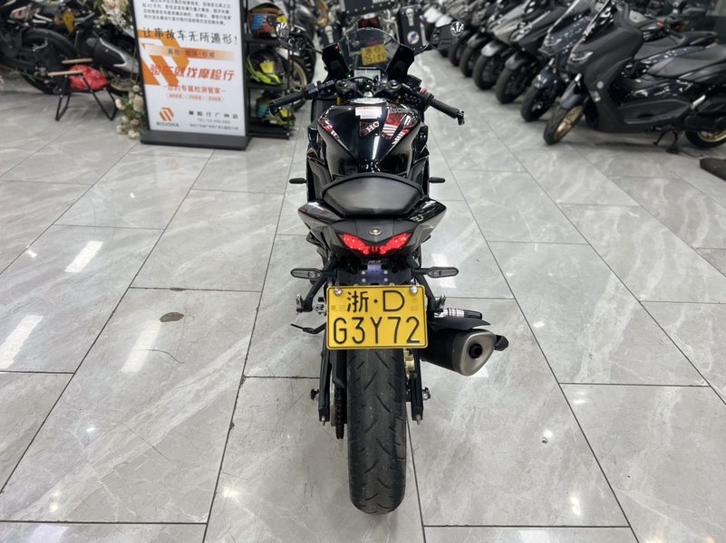 二手雅马哈YZF-R3