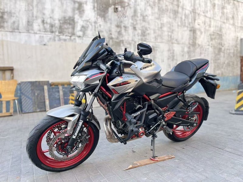 二手川崎Z650