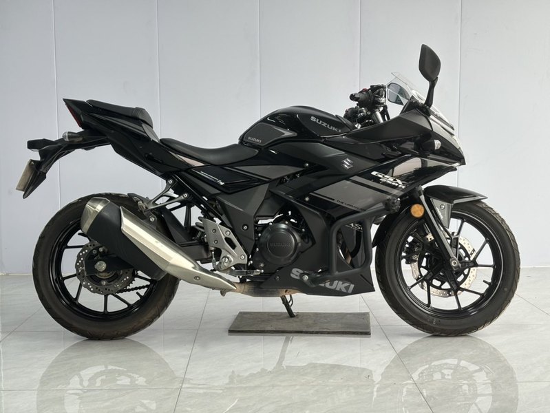 二手豪爵铃木GSX250R