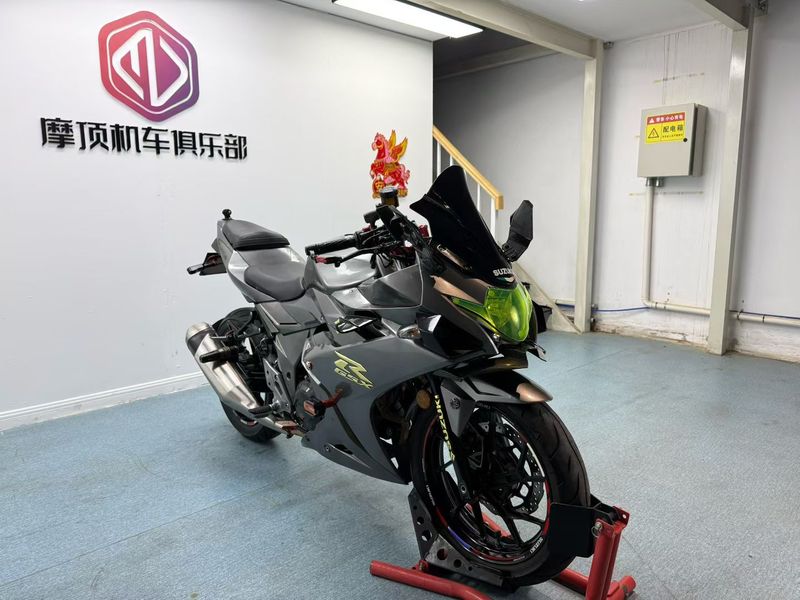 二手豪爵铃木GSX250R