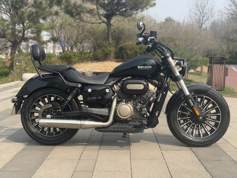 二手奔达Rock300 灰石