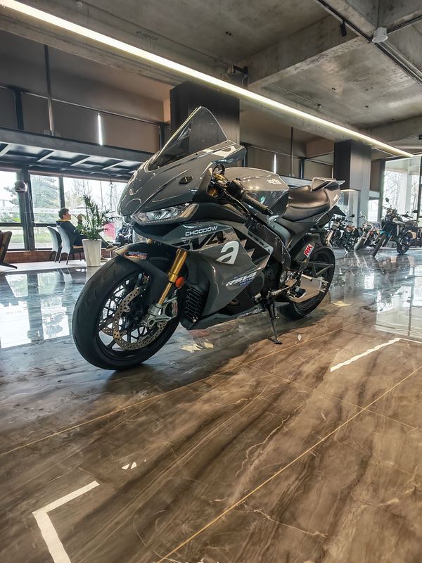 二手阿普利亚RSV4