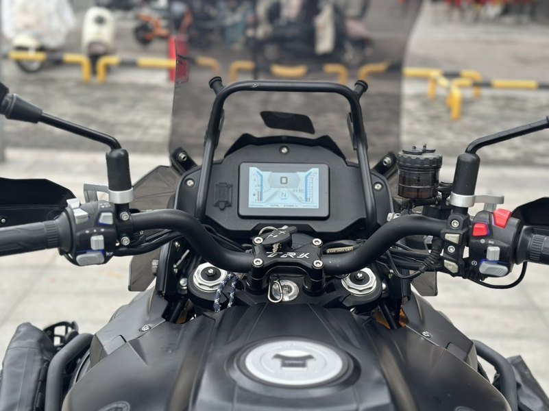 二手贝纳利TRK552