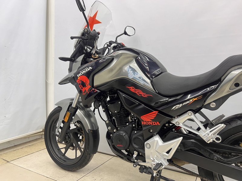 二手五羊本田猛鸷 CB190X